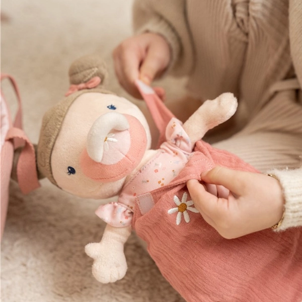 Bebé Rosa con canastilla y accesorios Little Dutch