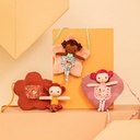 Muñeca Aline con Bolso Corazón